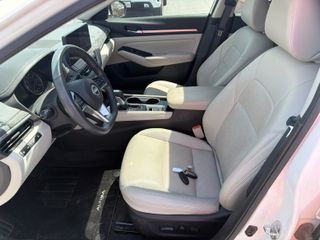 2024 Nissan Altima SL FWD - Interior Front Seat Image